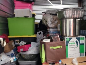 7 x 10 storage unit in Libertyville, IL