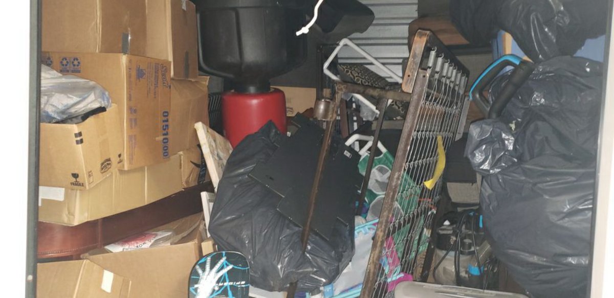 7 x 10 storage unit in Libertyville, IL