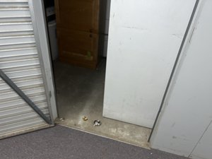 10 x 10 storage unit in Highland Park, IL