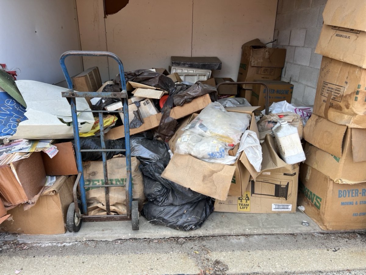 10 x 10 storage unit in Palatine, IL