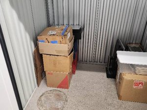 5 x 5 unit in Denver
