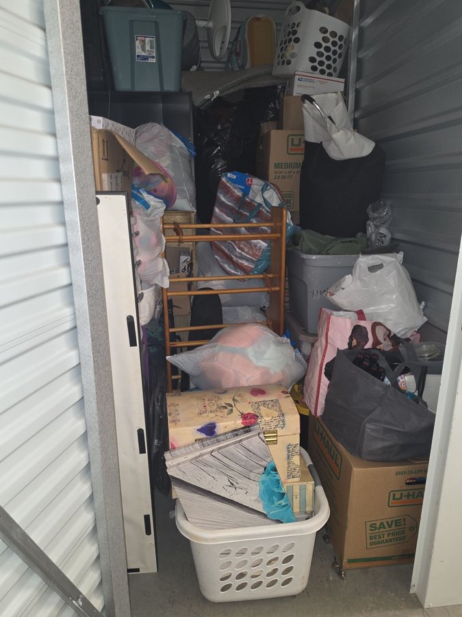 5 x 10 storage unit in Beaverton, OR