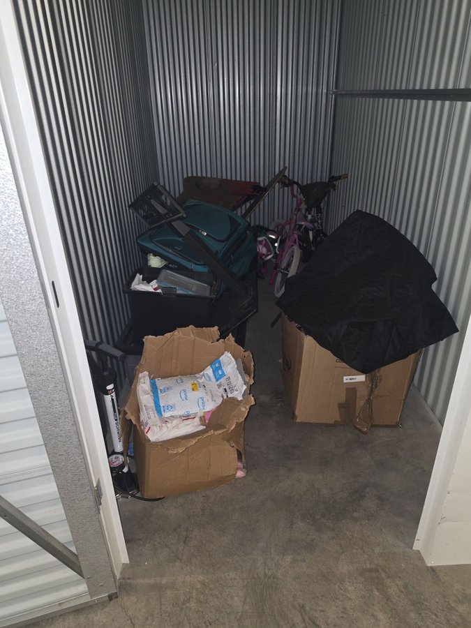5 x 10 storage unit in Beaverton, OR