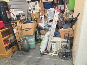 10 x 15 storage unit in Beaverton, OR