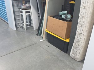 10 x 10 storage unit in Hillsboro, OR