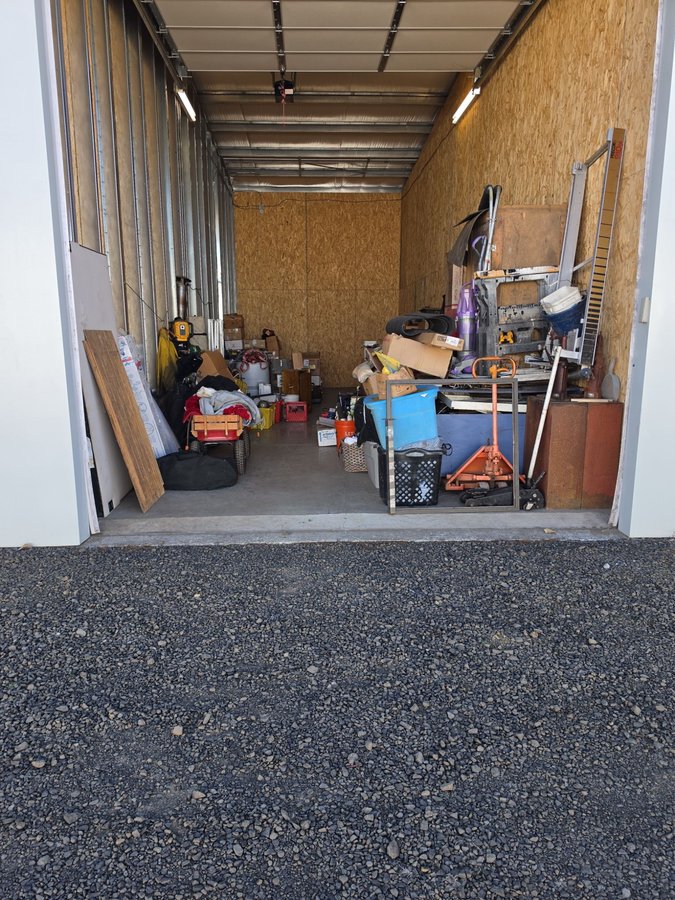 14 x 40 storage unit in Forest Grove, OR