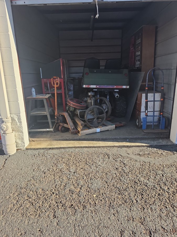 10 x 20 storage unit in Hillsboro, OR