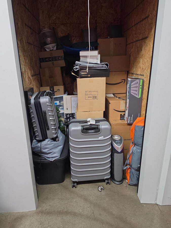 5 x 6 storage unit in Forest Grove, OR