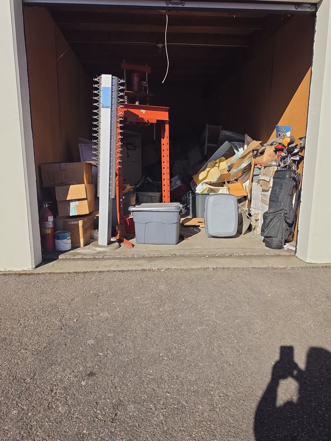 10 x 20 storage unit in Aloha, OR