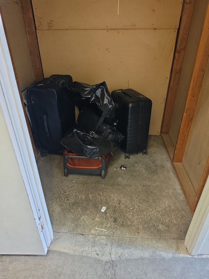 5 x 5 storage unit in Lake Oswego, OR