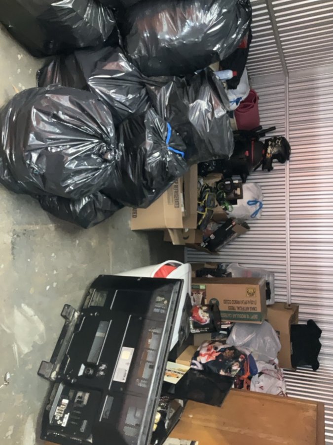 10 x 10 storage unit in Yonkers, NY