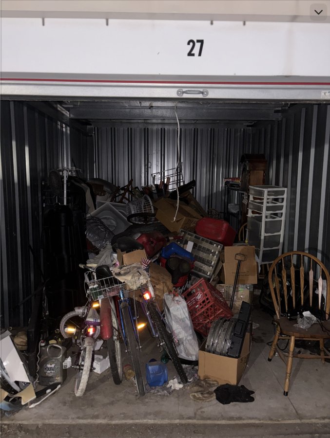 10 x 10 storage unit in St Paul, MN