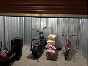 10 x 10 storage unit in St Paul, MN