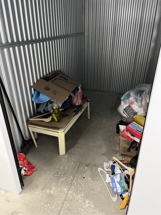 5 x 10 storage unit in Philadelphia, PA