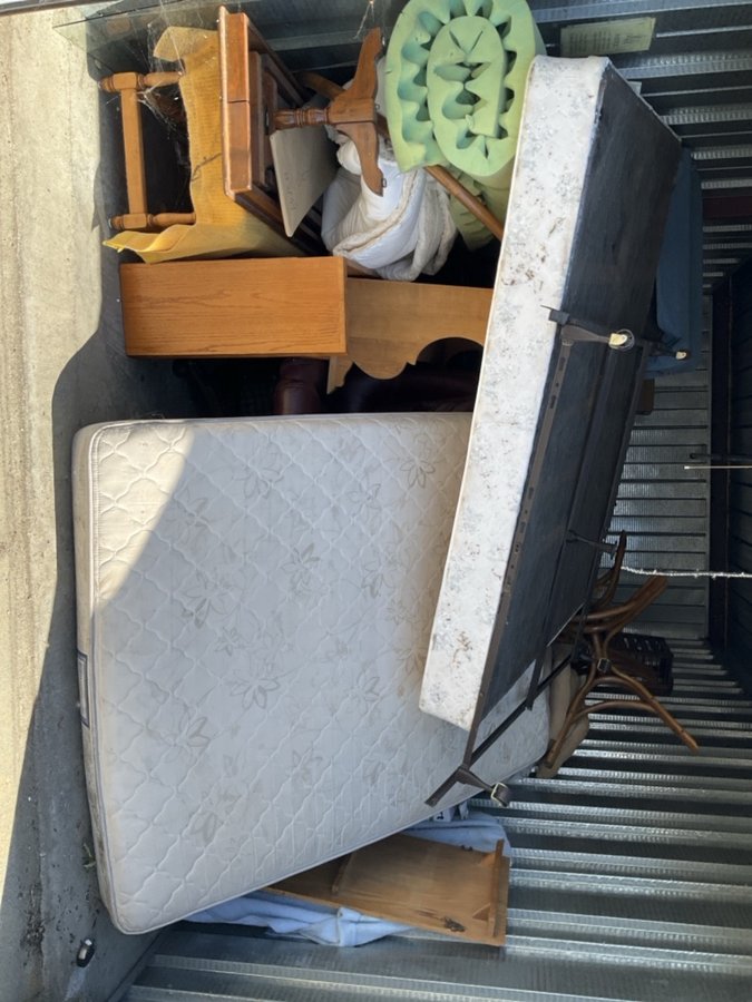 10 x 20 storage unit in Pacheco, CA