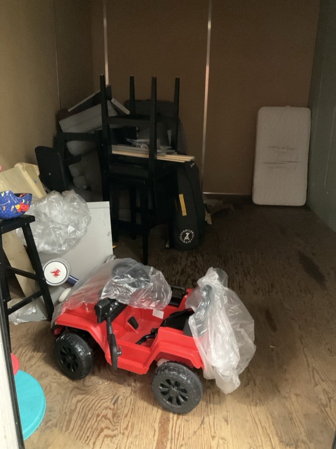 10 x 15 storage unit in Concord, CA