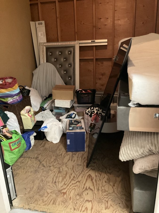 10 x 10 storage unit in Concord, CA