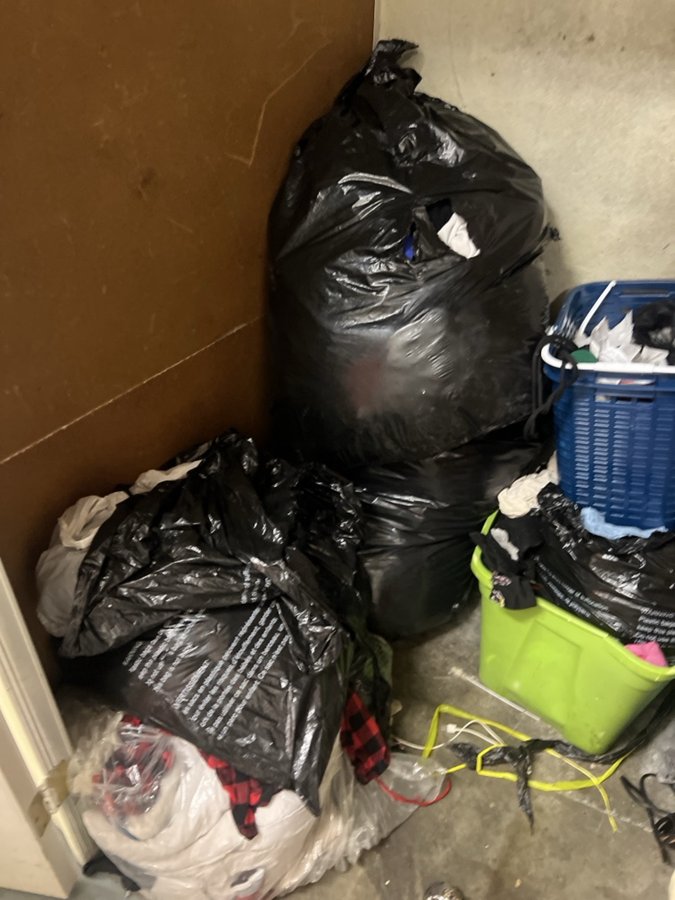5 x 5 storage unit in Sacramento, CA