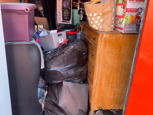 5 x 10 storage unit in Sacramento, CA