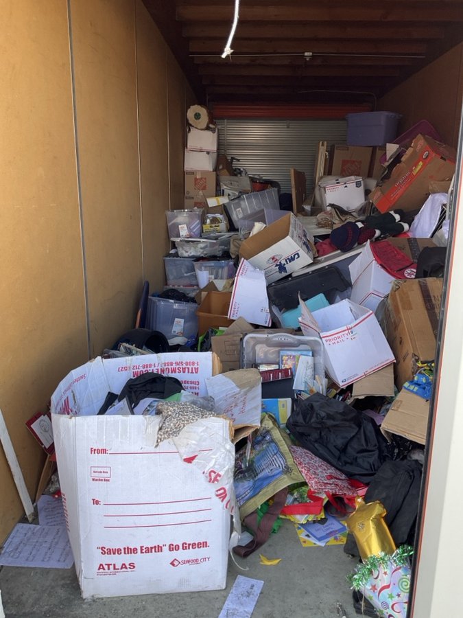 10 x 30 storage unit in Pacheco, CA