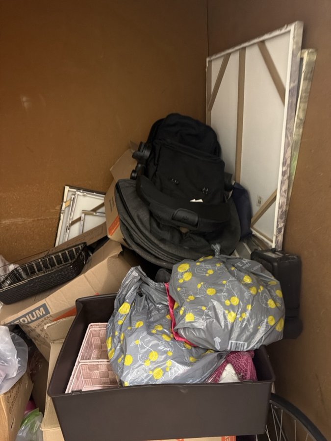 5 x 5 storage unit in Sacramento, CA