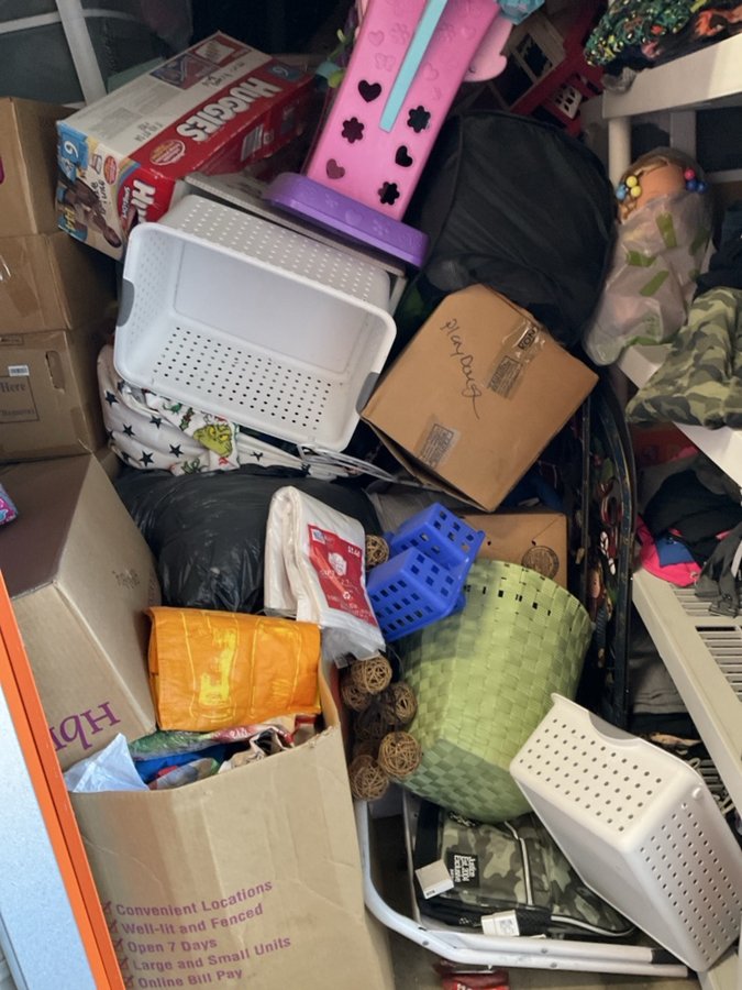 6 x 10 storage unit in Pacheco, CA