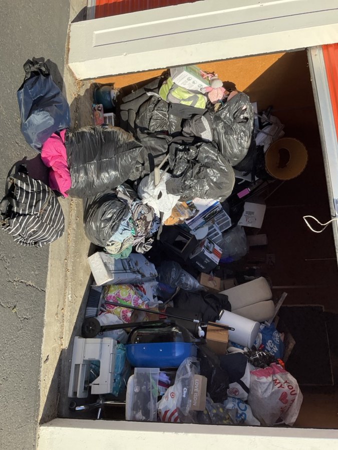 10 x 15 storage unit in Pacheco, CA