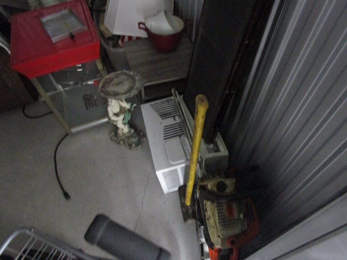 5 x 10 storage unit in Richmond Hill, NY