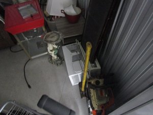 5 x 10 storage unit in Richmond Hill, NY