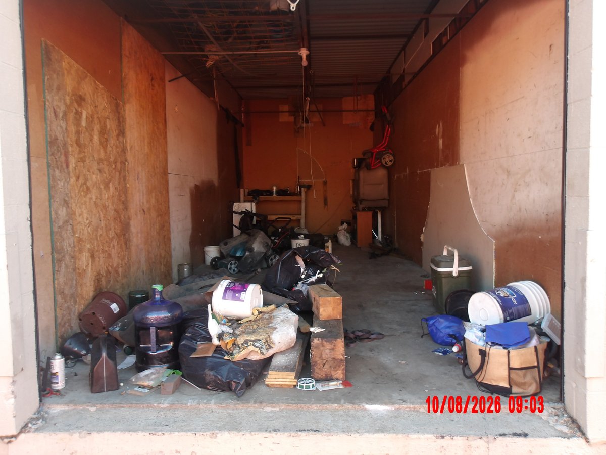 10 x 30 storage unit in Nashville, TN