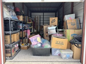 10 x 20 storage unit in New Braunfels, TX