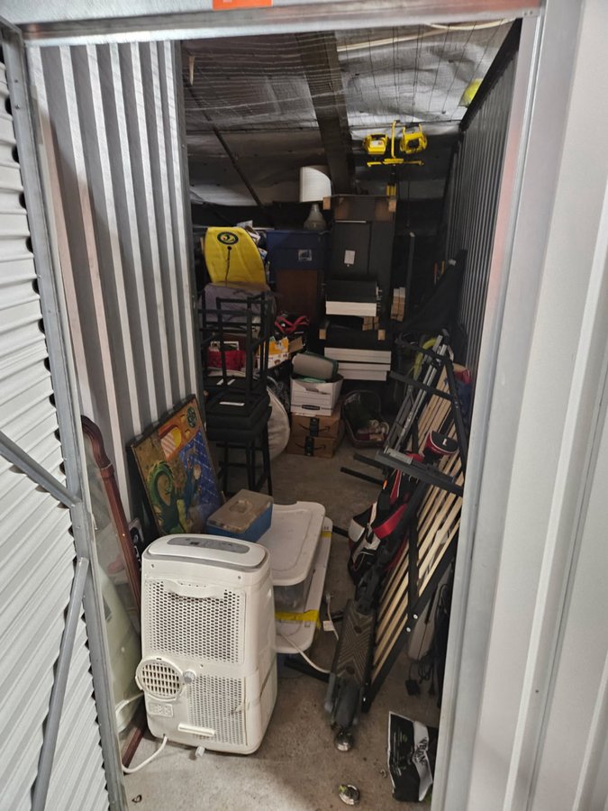 10 x 22 storage unit in Mahwah, NJ