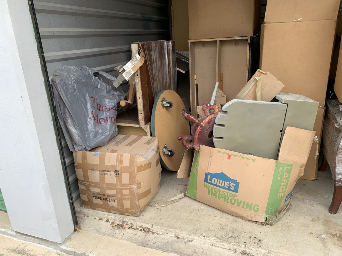 10 x 10 storage unit in San Antonio, TX