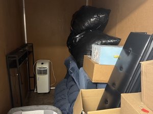 5 x 10 storage unit in Sacramento, CA