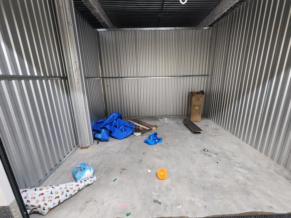 10 x 9 storage unit in Brooklyn, NY