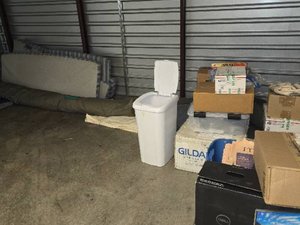 16 x 10 unit in Richmond