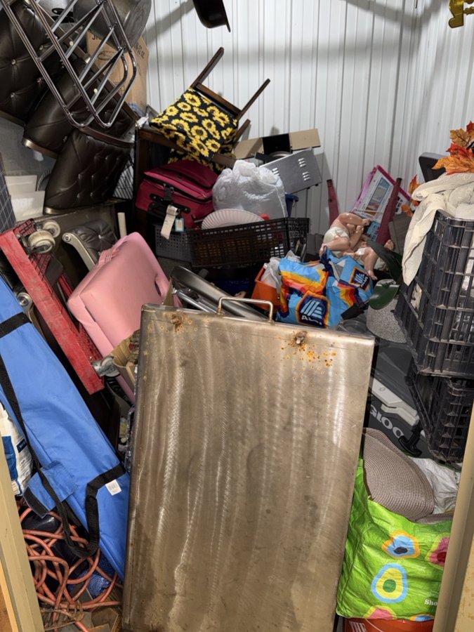 8 x 10 storage unit in Springfield, VA