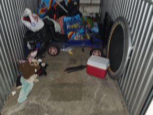 5 x 10 storage unit in Springfield, MA