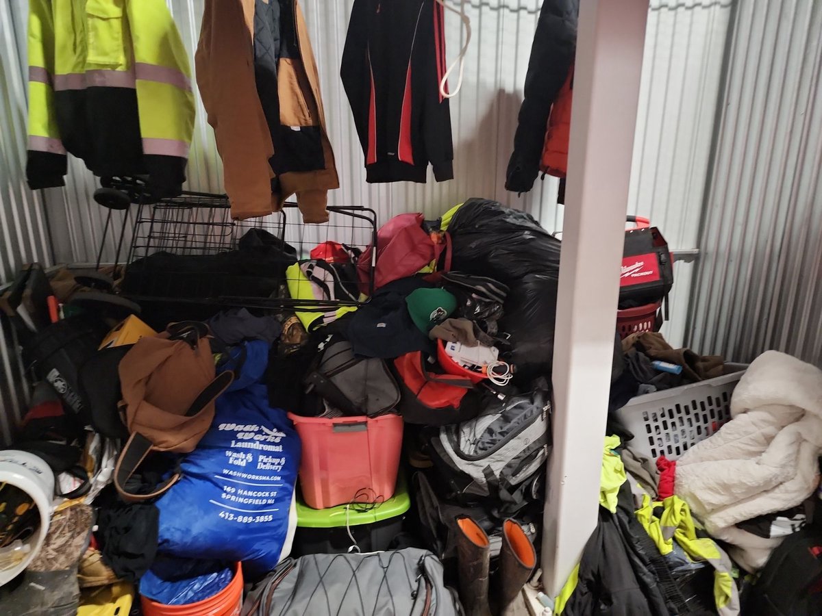 5 x 10 storage unit in Springfield, MA