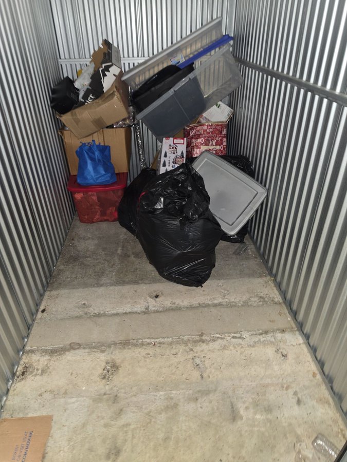 5 x 5 storage unit in Springfield, MA