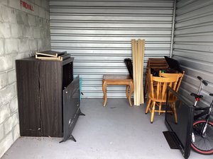10 x 10 unit in Palm Bay