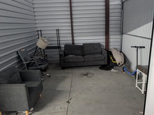 12 x 15 storage unit in Dallas, TX
