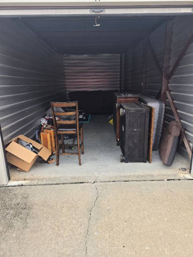 10 x 25 storage unit in Broken Arrow, OK