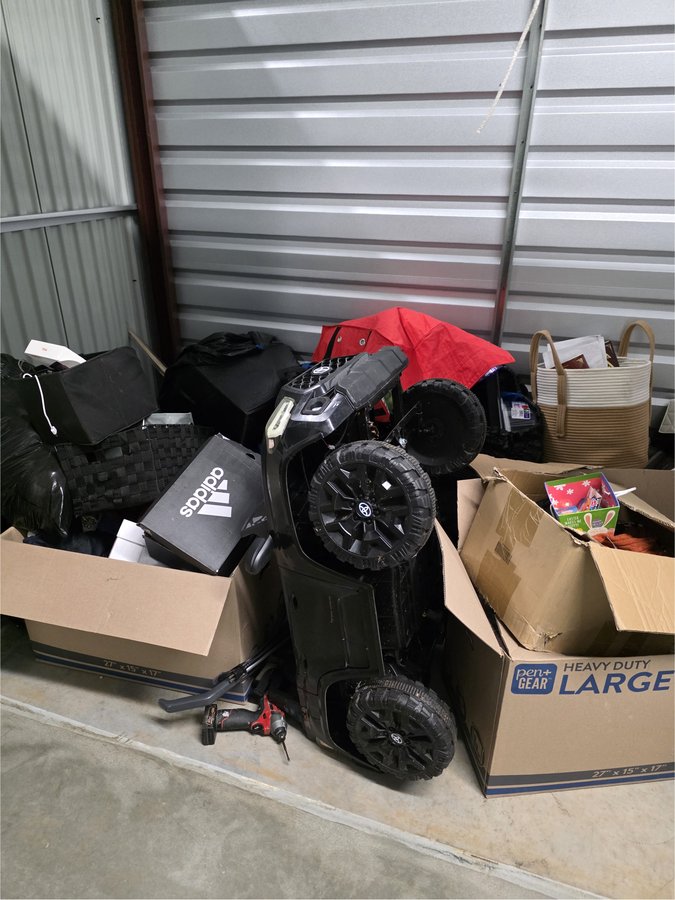 10 x 5 storage unit in Marietta, GA