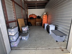 10 x 15 storage unit in Middle River, MD