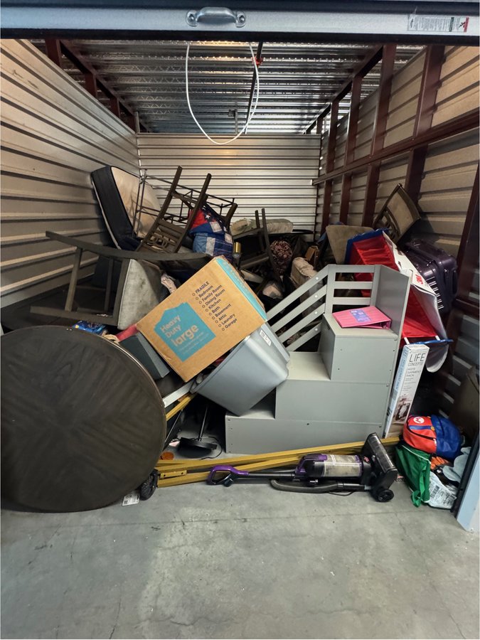 10 x 15 storage unit in Owings Mills, MD
