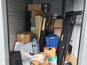 5 x 10 storage unit in Stone Mountain, GA