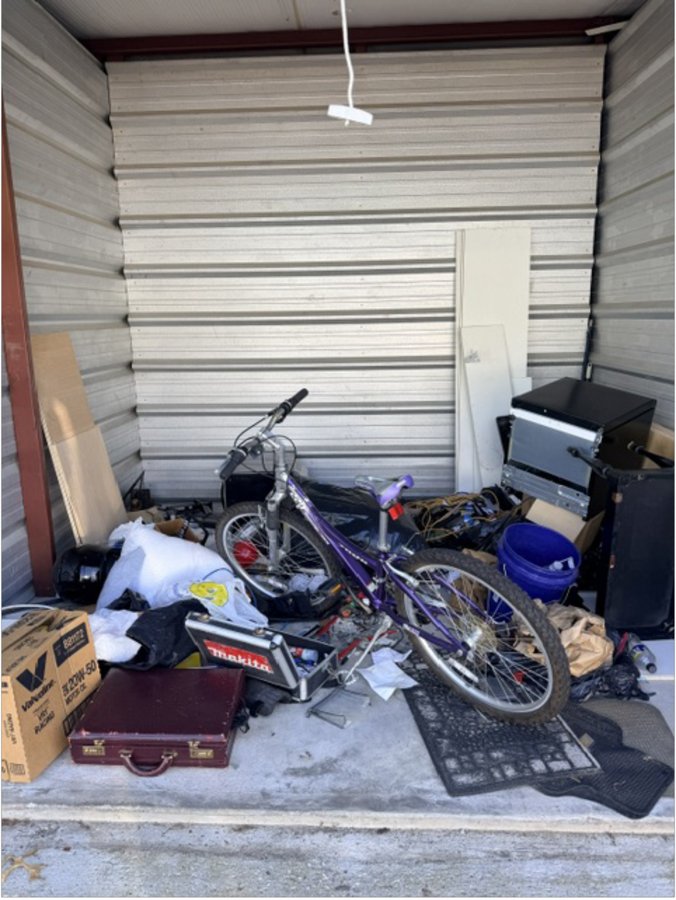 10 x 10 storage unit in Quogue, NY