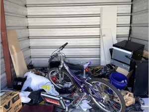 10 x 10 storage unit in Quogue, NY