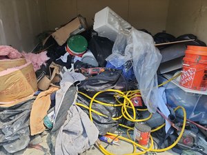 10 x 10 storage unit in Dallas, TX